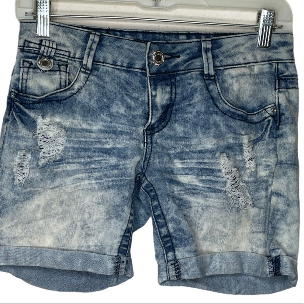 Almost Famous Jean‎ Shorts